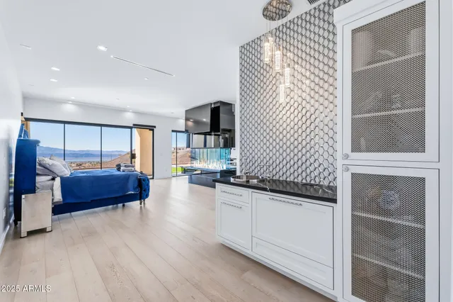 $3,749,000 | 2040 Circula De Hacienda, Lake Havasu City, AZ 86406