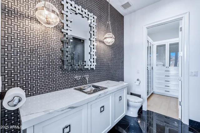 $3,749,000 | 2040 Circula De Hacienda, Lake Havasu City, AZ 86406