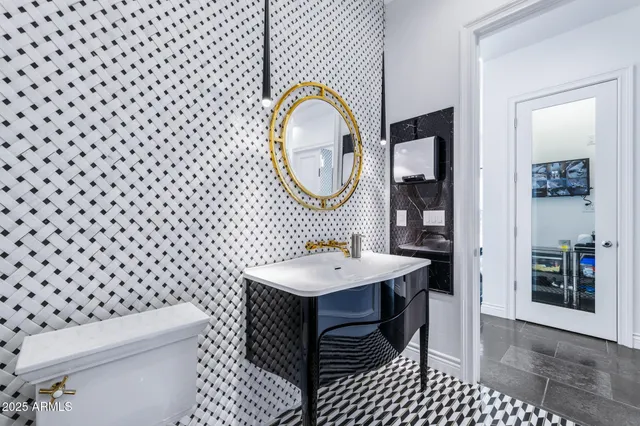 $3,749,000 | 2040 Circula De Hacienda, Lake Havasu City, AZ 86406