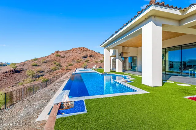 $3,749,000 | 2040 Circula De Hacienda, Lake Havasu City, AZ 86406