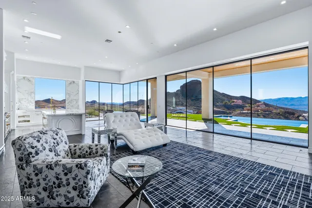 $3,749,000 | 2040 Circula De Hacienda, Lake Havasu City, AZ 86406