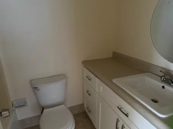 $1,500 | 200 Main Boulevard, Boynton Beach, FL 33435