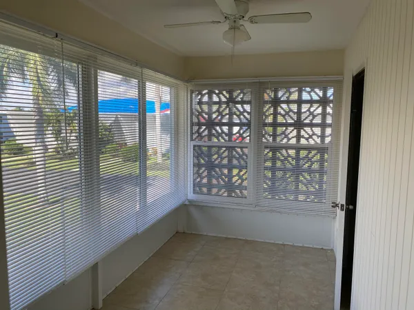 $1,500 | 200 Main Boulevard, Boynton Beach, FL 33435
