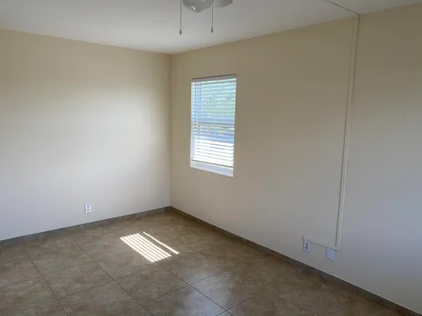$1,500 | 200 Main Boulevard, Boynton Beach, FL 33435