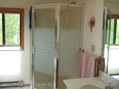 2703 Boulder Road Lake Ariel, PA 18436 - Photo 12 of 26