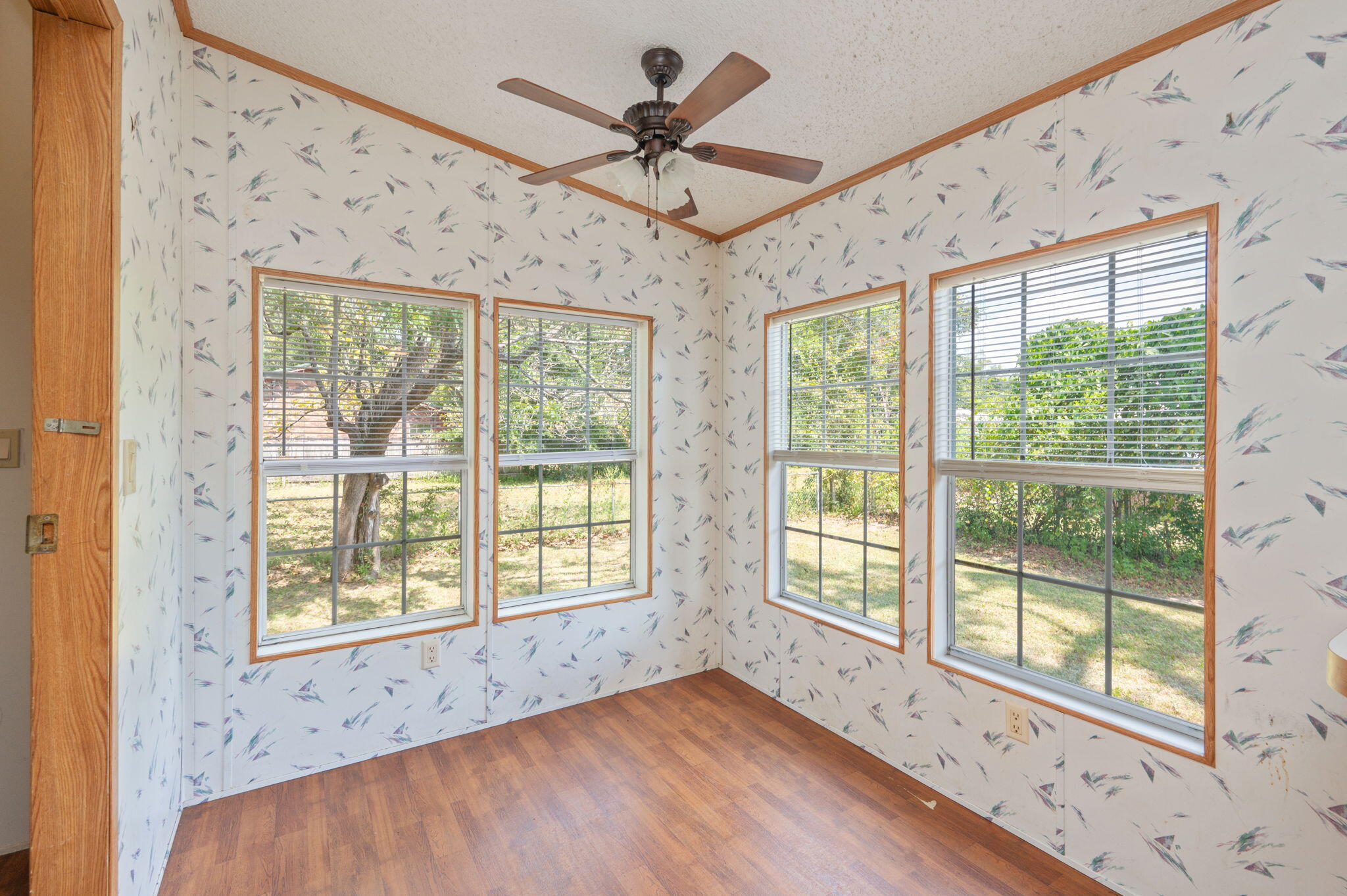 189 Benjamin Street Crestview, FL 32536 - Photo 19 of 40 a view of an empty room with a window