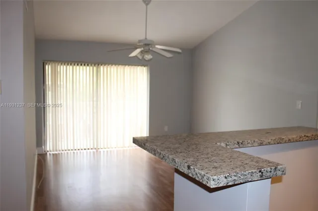 $2,200 | 7135 Northwest 179th Street, Unit 302, Hialeah, FL 33015