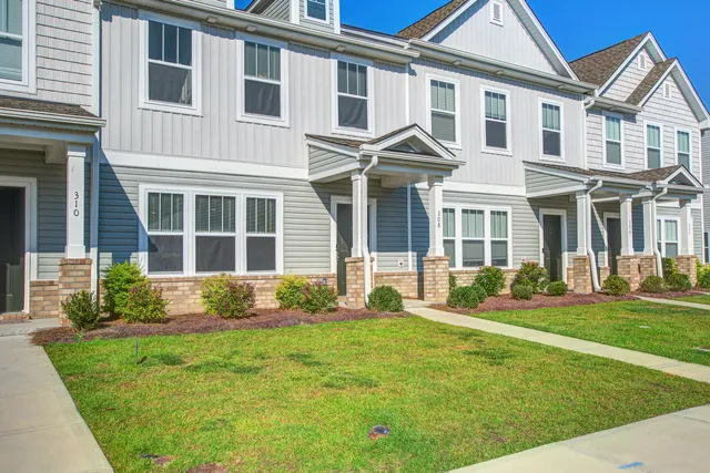 $320,000 | 308 Surfbird Road, Summerville, SC 29486