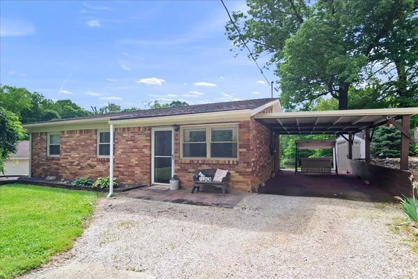 $189,900 | 9125 Ford Lane, Mount Vernon, IN 47620