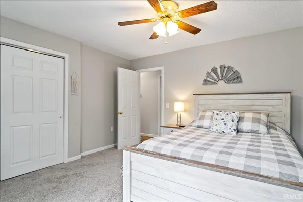 $189,900 | 9125 Ford Lane, Mount Vernon, IN 47620