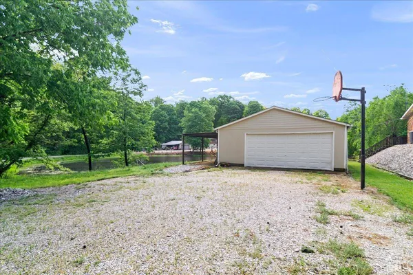 $189,900 | 9125 Ford Lane, Mount Vernon, IN 47620