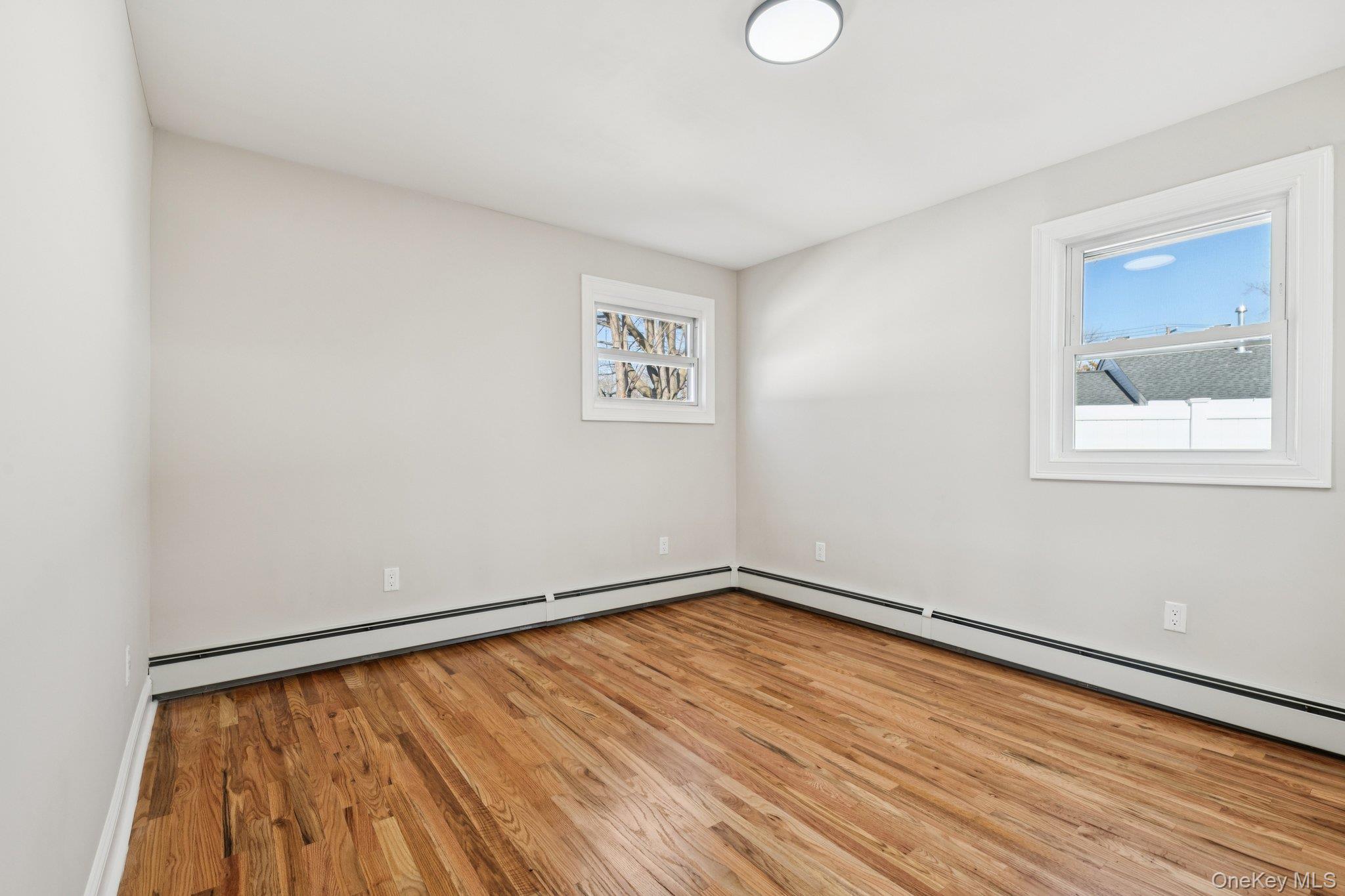 38 East Somerset Road Amityville, NY 11701 - Photo 21 of 33