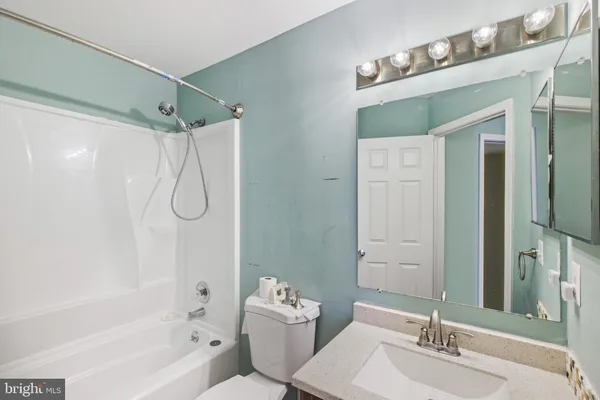 $400,000 | 1346 Cox Cove Court, Baltimore, MD 21226