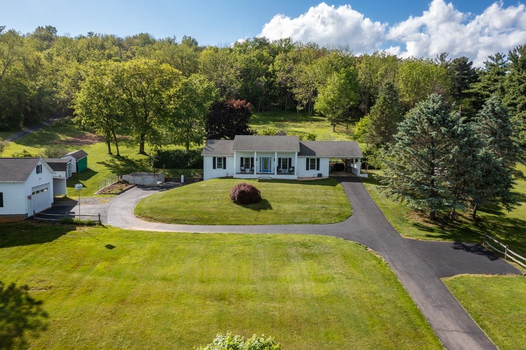 2159 Old Greenville Road Staunton, VA 24401 - Photo 4 of 74 Gallery Image 4