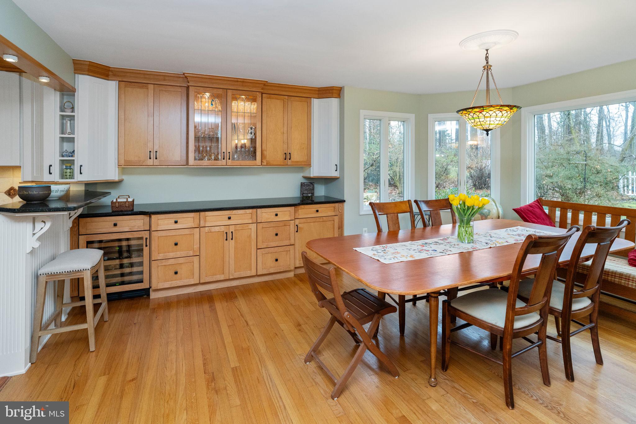 272 Brae Bourn Road Huntingdon Valley, PA 19006 - Photo 11 of 40 Dining area