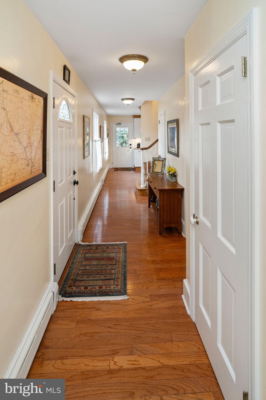 272 Brae Bourn Road Huntingdon Valley, PA 19006 - Photo 21 of 40 Front hall