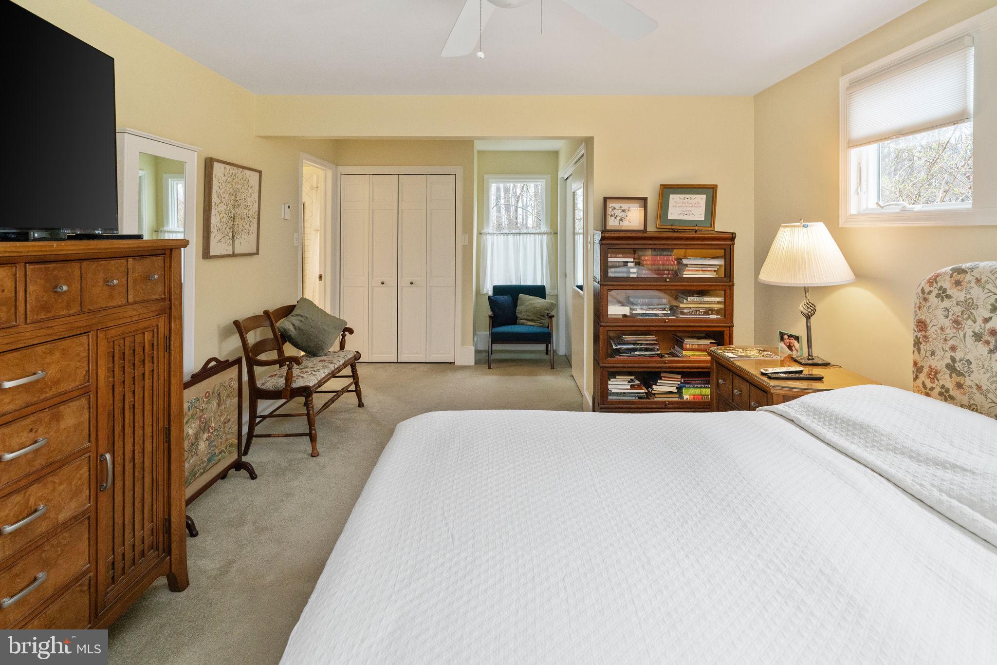272 Brae Bourn Road Huntingdon Valley, PA 19006 - Photo 23 of 40 Master bedroom
