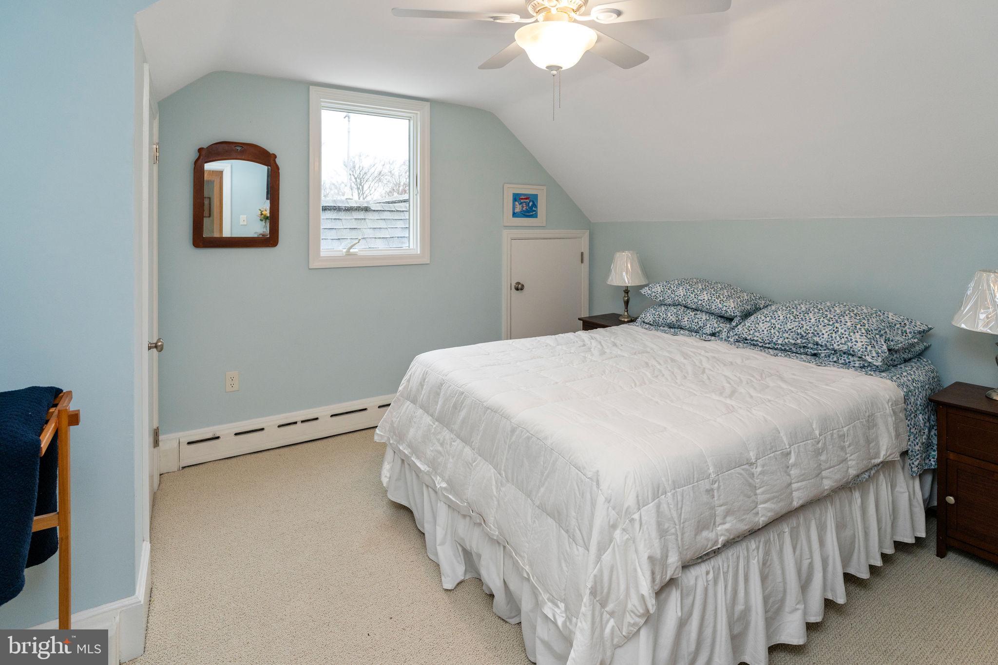 272 Brae Bourn Road Huntingdon Valley, PA 19006 - Photo 35 of 40 Second floor bedroom 2