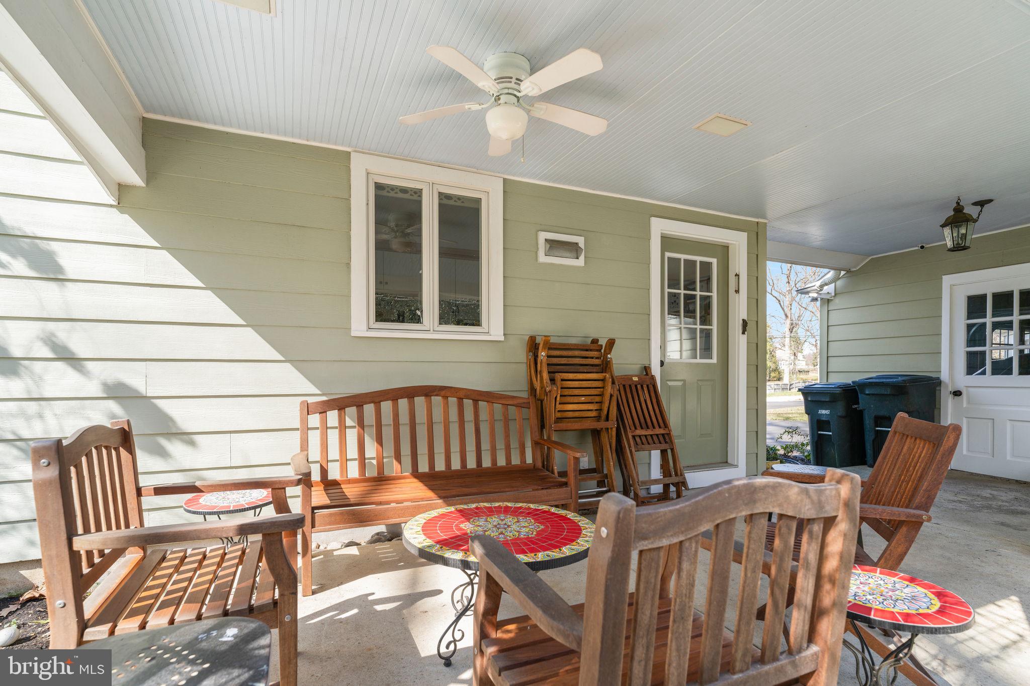 272 Brae Bourn Road Huntingdon Valley, PA 19006 - Photo 5 of 40 Covered patio
