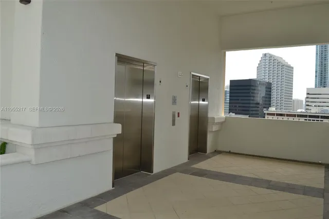 $5,500 | 999 Southwest 1st Avenue, Unit 3117, Miami, FL 33130