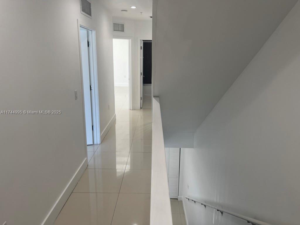 Parkside Hollywood, FL 33020 - Photo 7 of 9