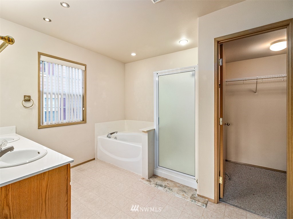 2403 Southeast 3rd Street Renton, WA 98056 - Photo 14 of 25