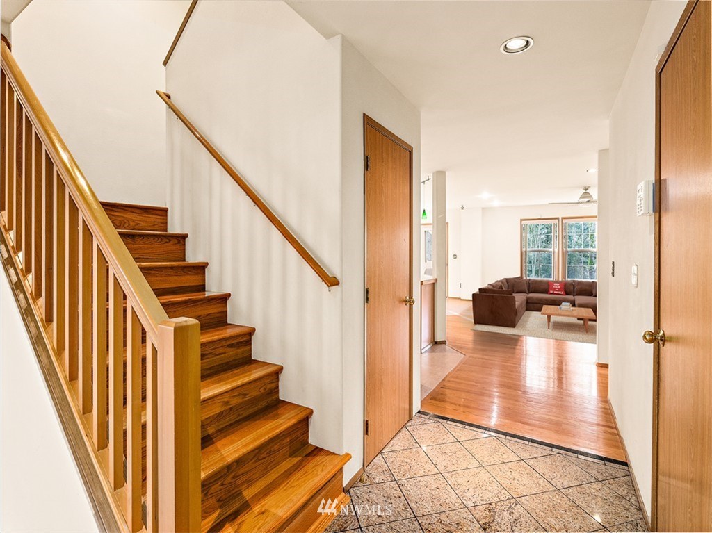 2403 Southeast 3rd Street Renton, WA 98056 - Photo 3 of 25