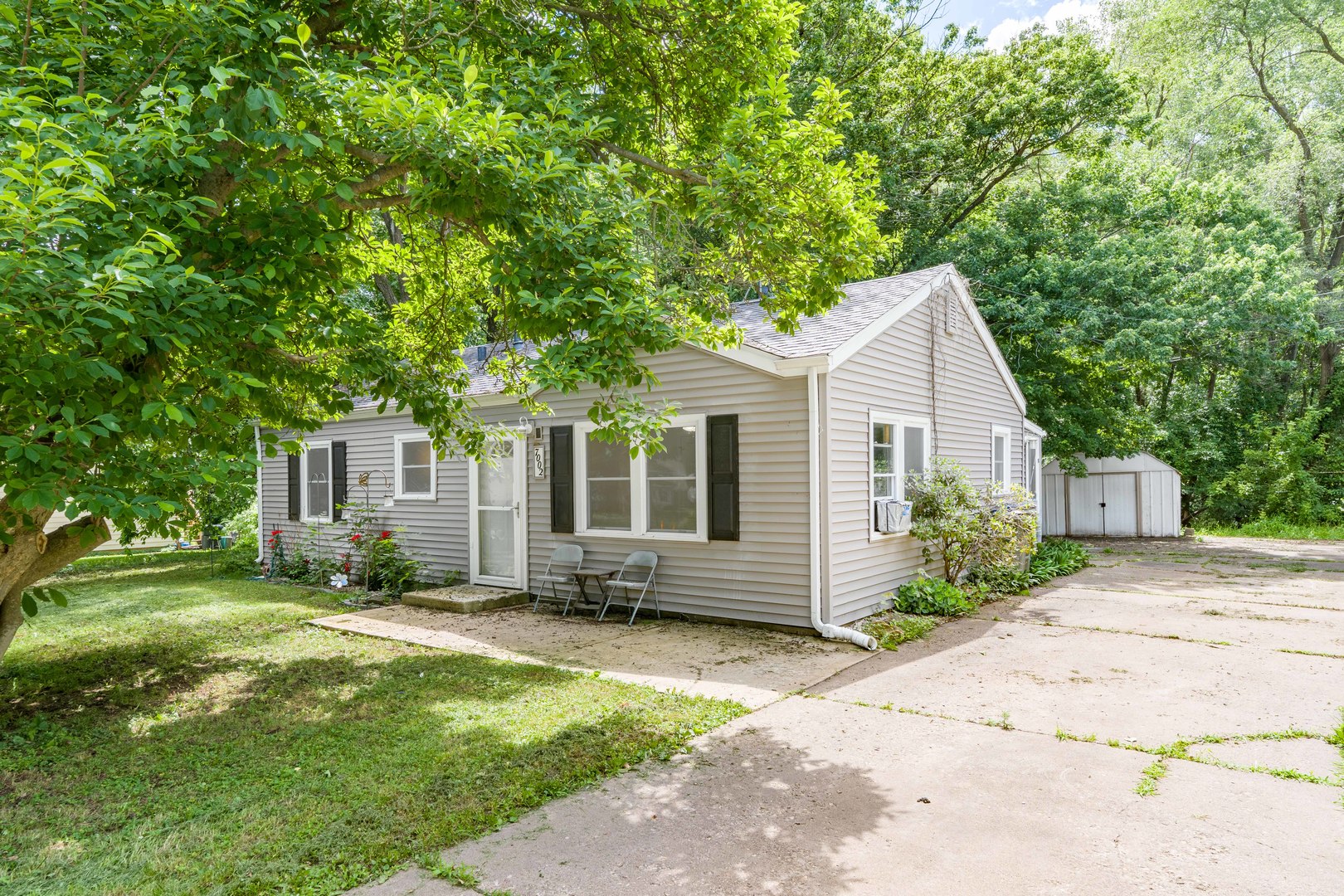 7002 Ridge Drive Davenport, IA 52806 - Photo 1 of 27