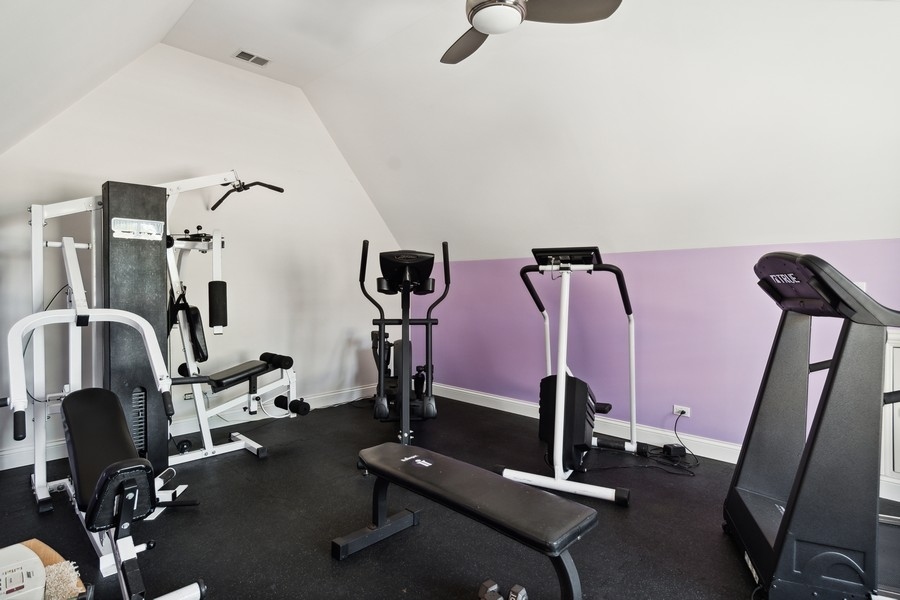 4050 Douglas Road Downers Grove, IL 60515 - Photo 37 of 60 a room with gym equipment