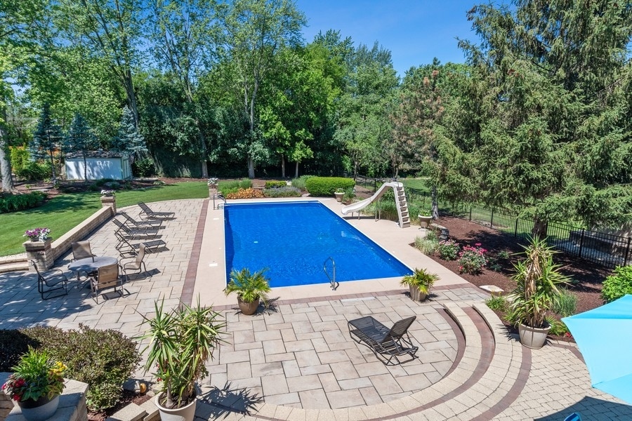 4050 Douglas Road Downers Grove, IL 60515 - Photo 51 of 60