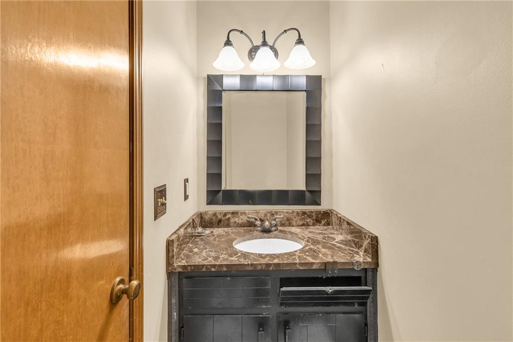 1616 Maple Ridge Drive Suwanee, GA 30024 - Photo 7 of 21