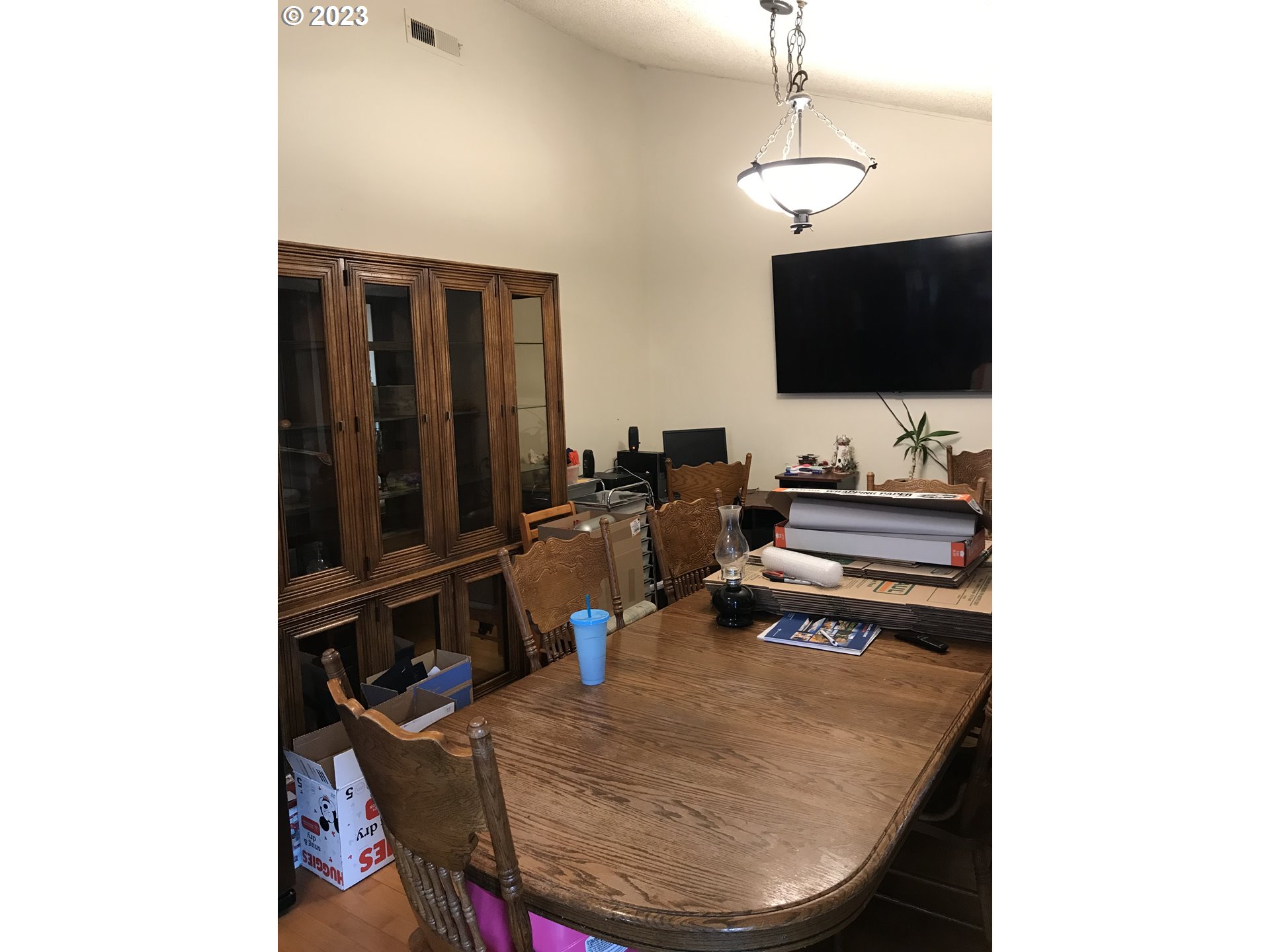 558 Janus Street Springfield, OR 97477 - Photo 10 of 10 a room with furniture and flat screen