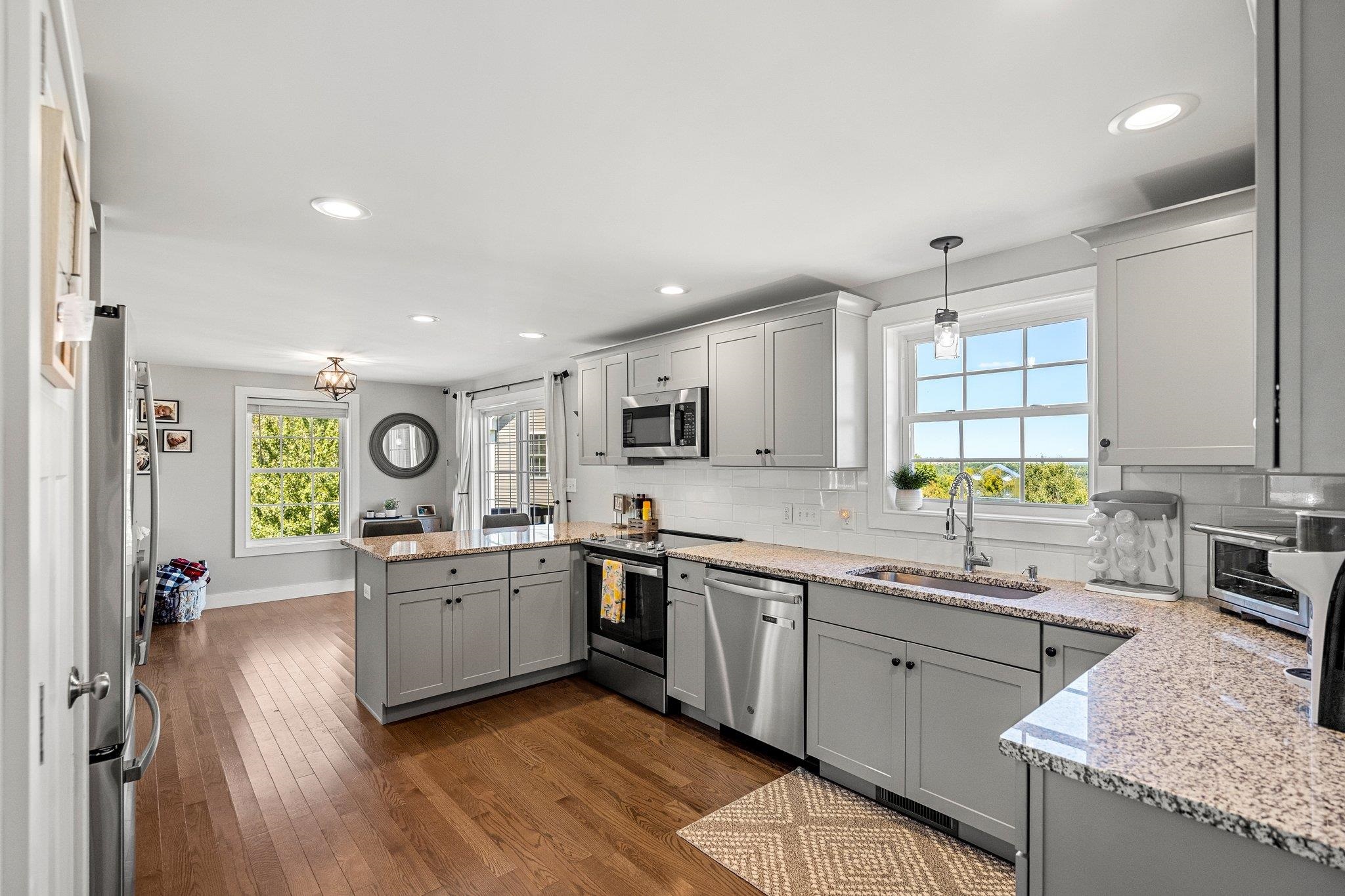 47 Barbaro Drive Rochester, NH 03867 - Photo 9 of 40