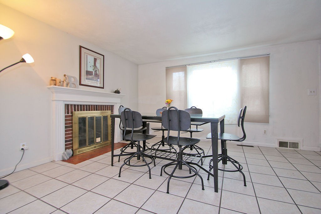 136 Harkness Avenue Springfield, MA 01118 - Photo 13 of 28 Gallery Image 13