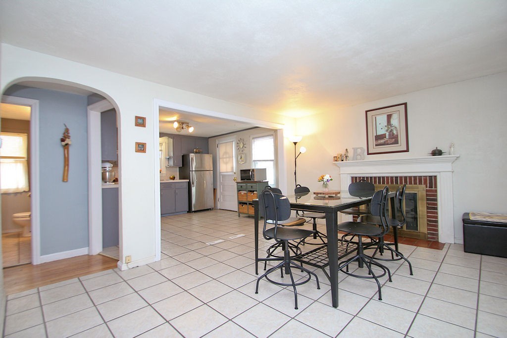 136 Harkness Avenue Springfield, MA 01118 - Photo 15 of 28 Gallery Image 15