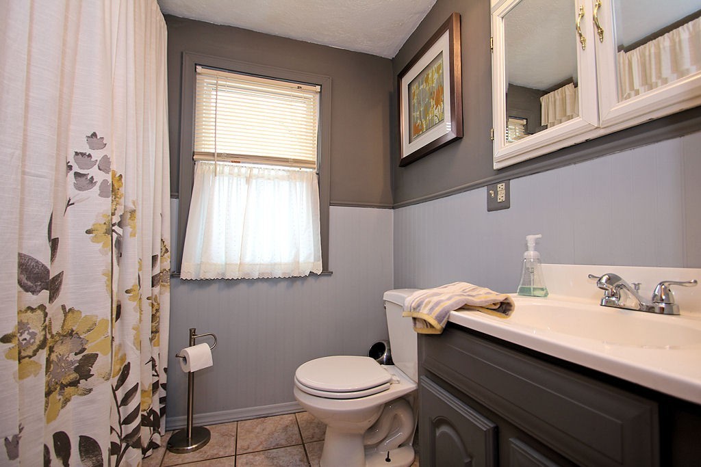 136 Harkness Avenue Springfield, MA 01118 - Photo 18 of 28 Gallery Image 18