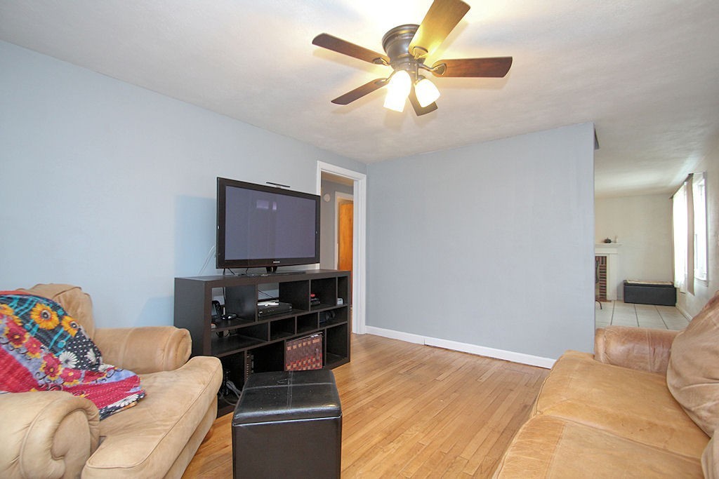 136 Harkness Avenue Springfield, MA 01118 - Photo 8 of 28 Gallery Image 8