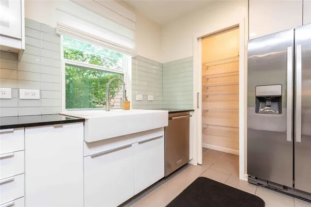 $2,700 | 3302 Catalina Drive, Austin, TX 78741