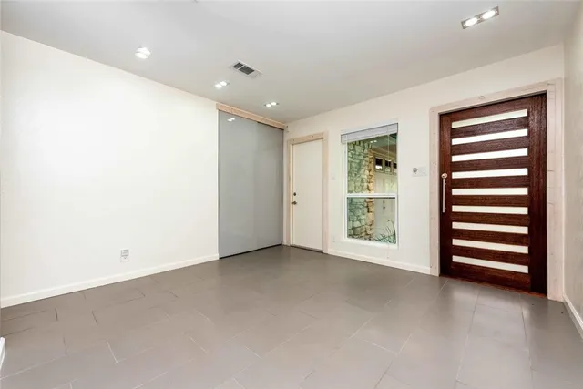 $2,700 | 3302 Catalina Drive, Austin, TX 78741