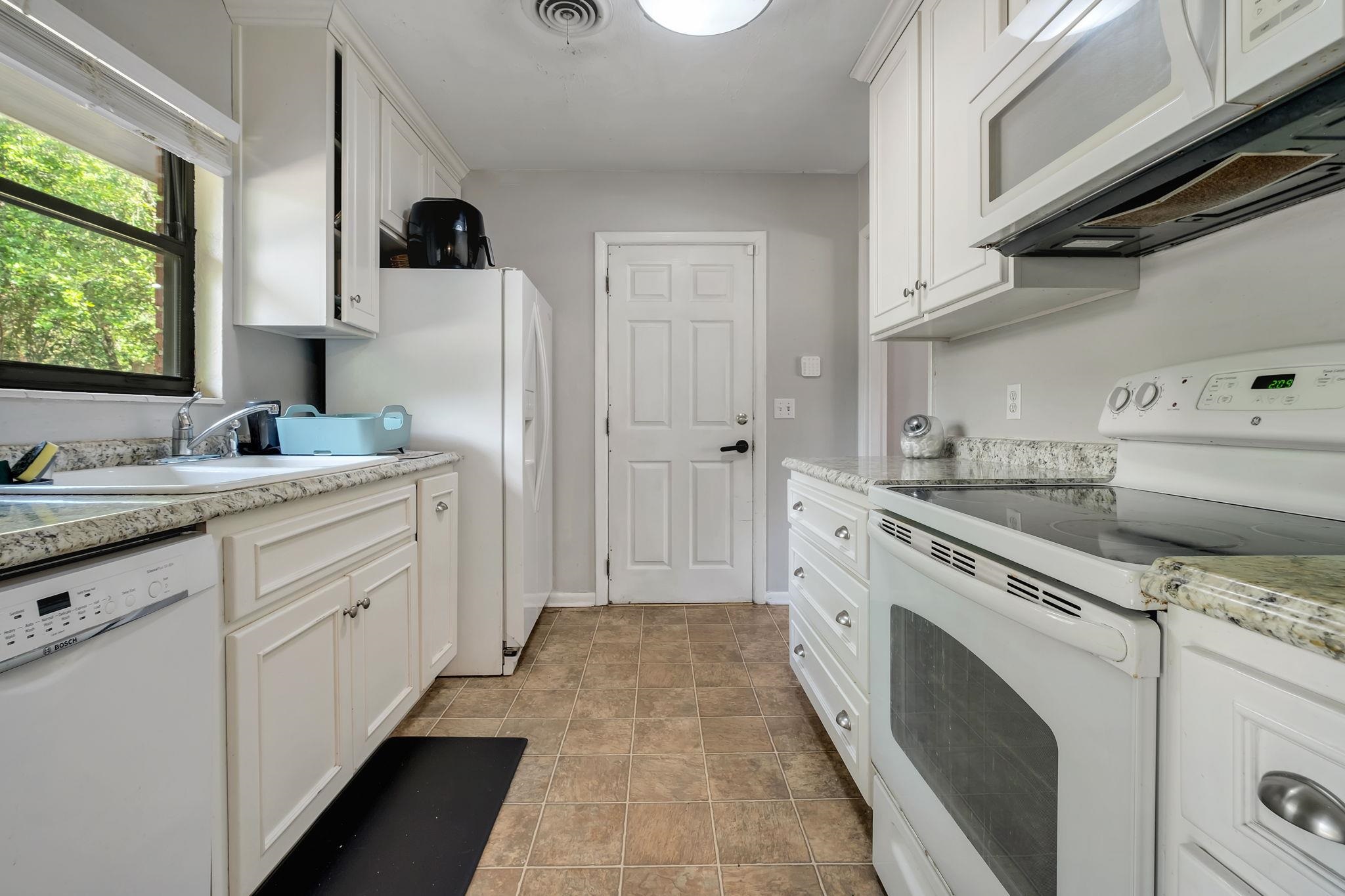 2008 Sheridan Road Tallahassee, FL 32303 - Photo 19 of 21