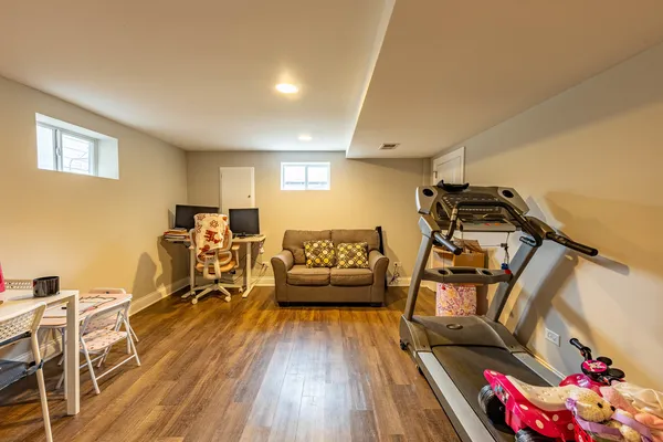 $369,900 | 3938 West 66th Place, Chicago, IL 60629