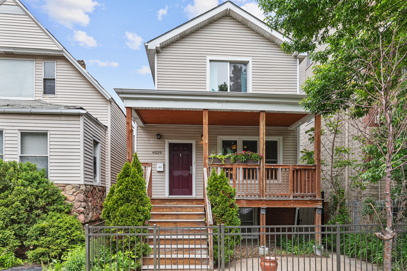 6029 North Ridge Avenue Chicago, IL 60660 - Photo 1 of 46 Gallery Image 1