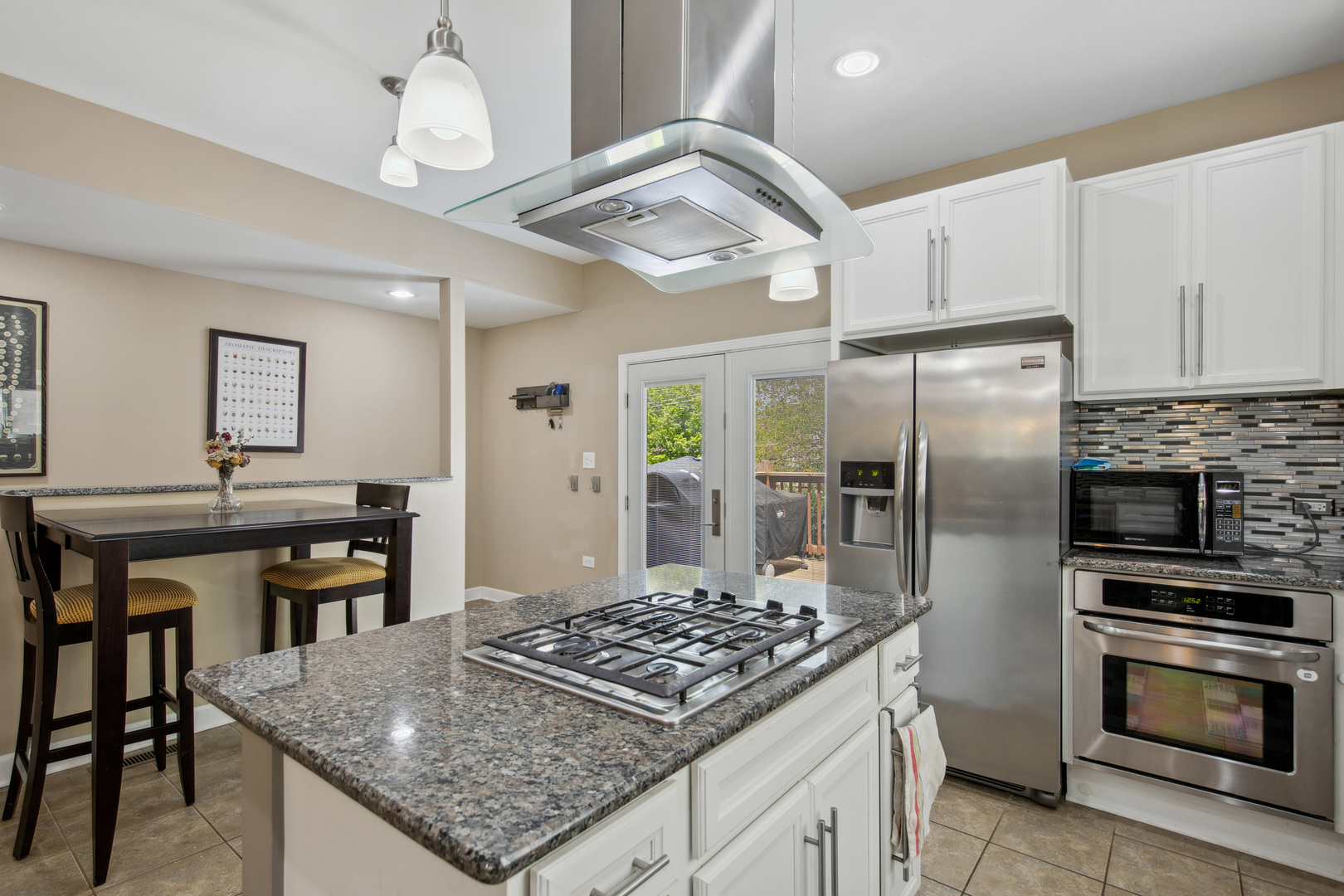 6029 North Ridge Avenue Chicago, IL 60660 - Photo 13 of 46 Gallery Image 13