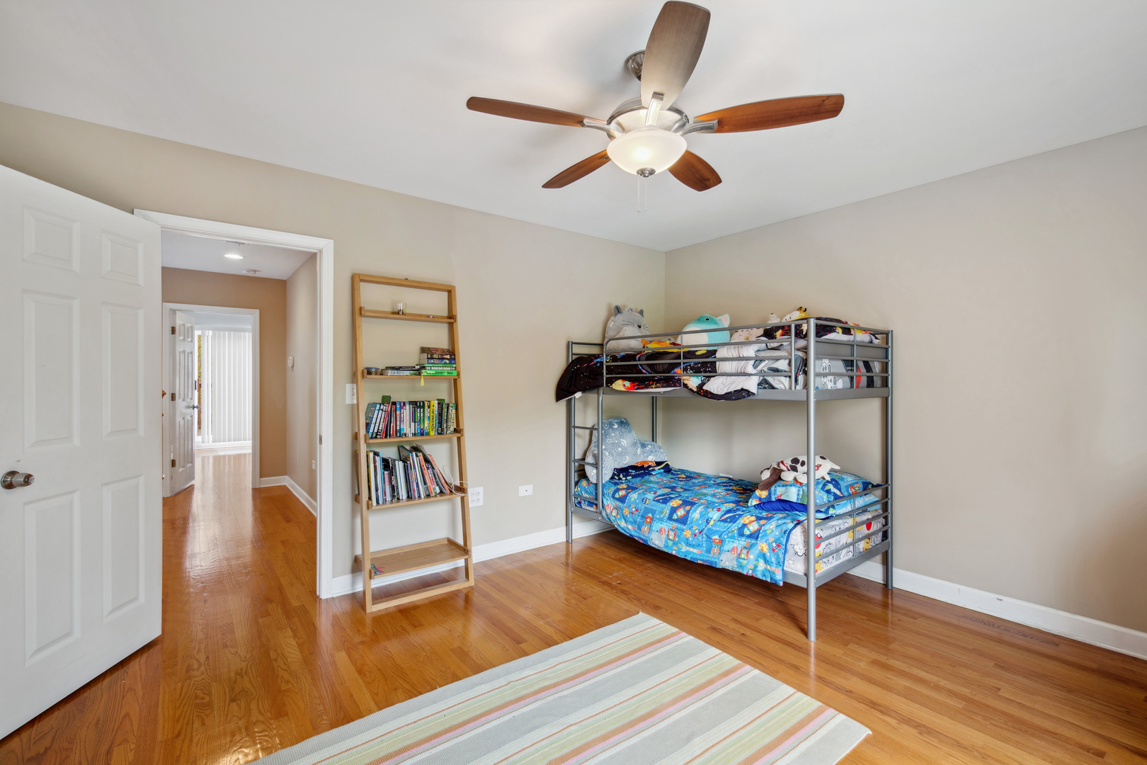 6029 North Ridge Avenue Chicago, IL 60660 - Photo 24 of 46 Gallery Image 24