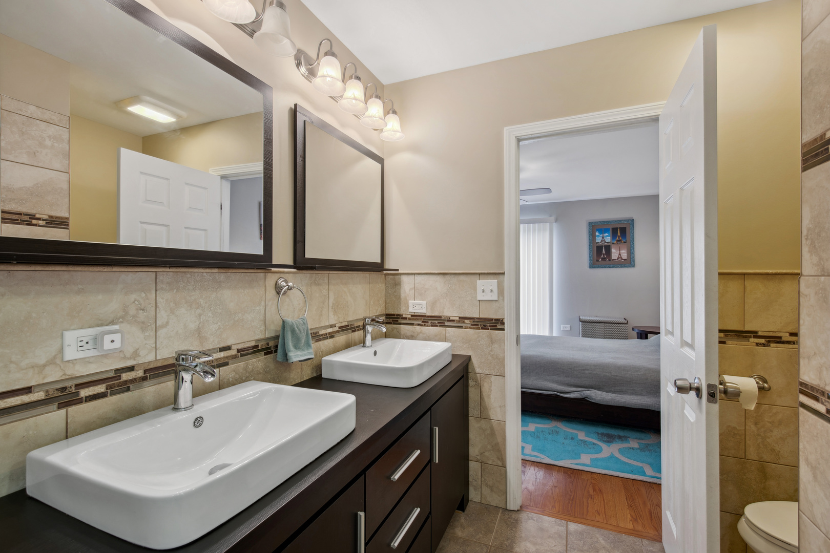 6029 North Ridge Avenue Chicago, IL 60660 - Photo 26 of 46 Gallery Image 26