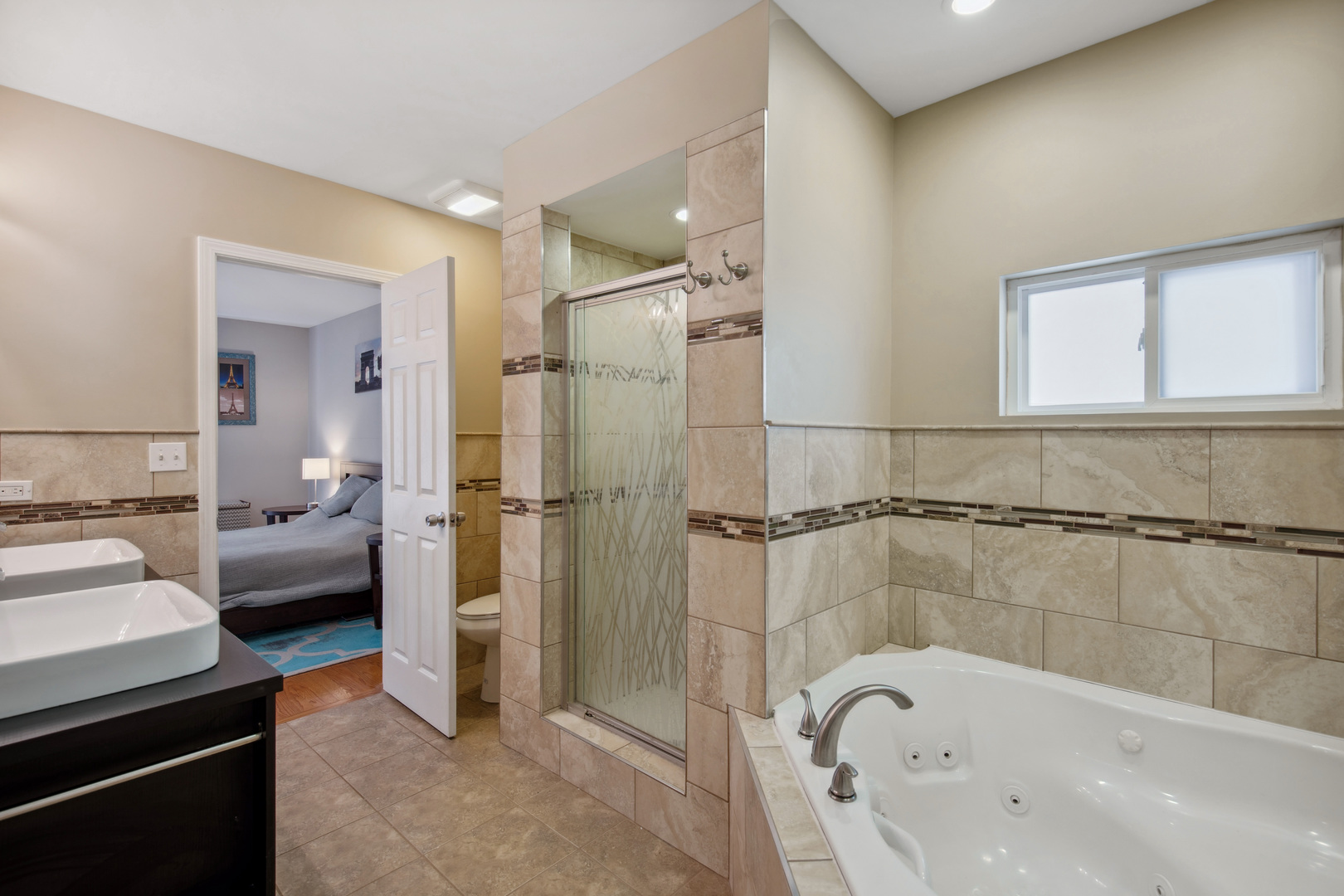 6029 North Ridge Avenue Chicago, IL 60660 - Photo 28 of 46 Gallery Image 28