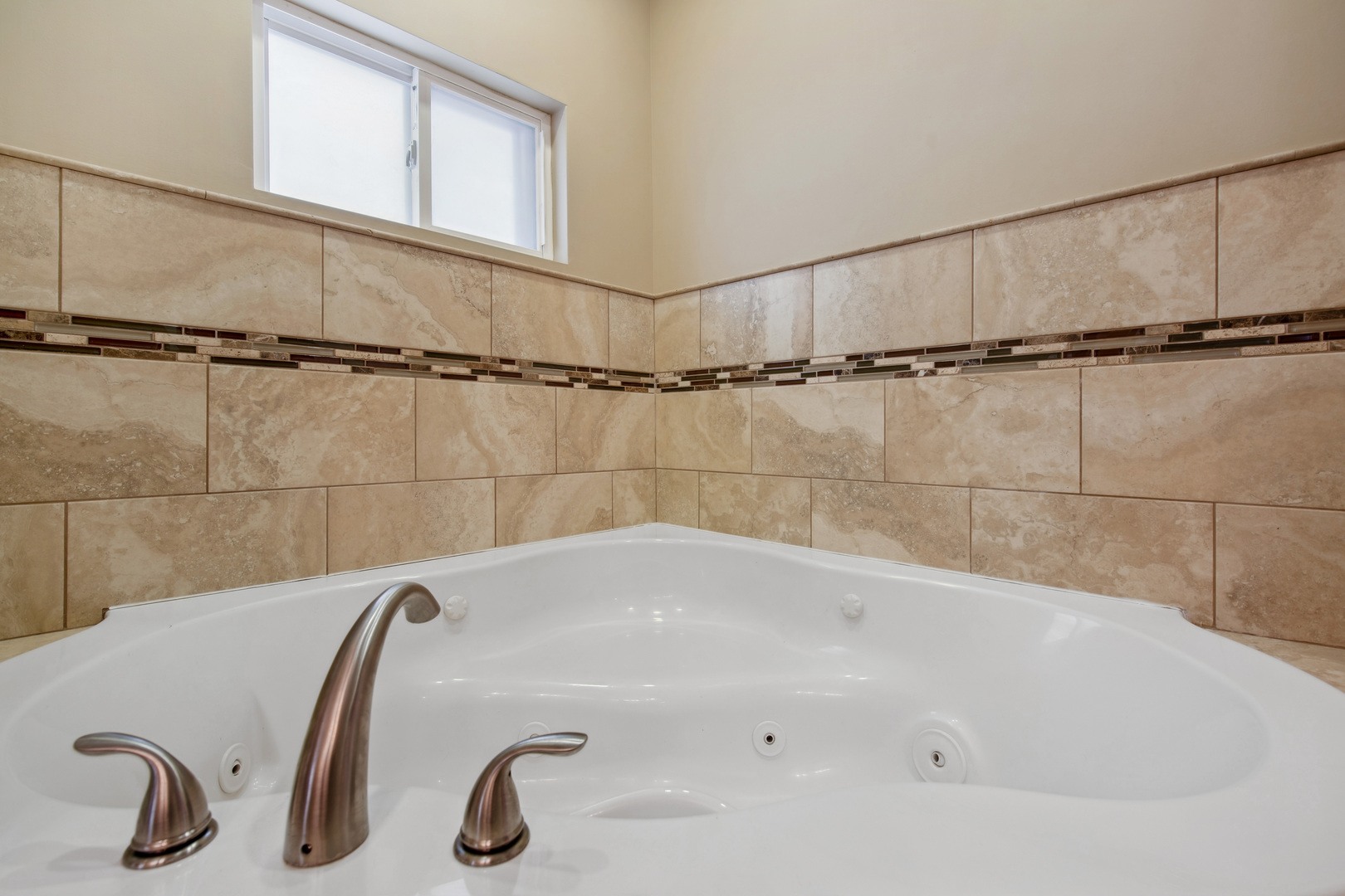 6029 North Ridge Avenue Chicago, IL 60660 - Photo 29 of 46 Gallery Image 29
