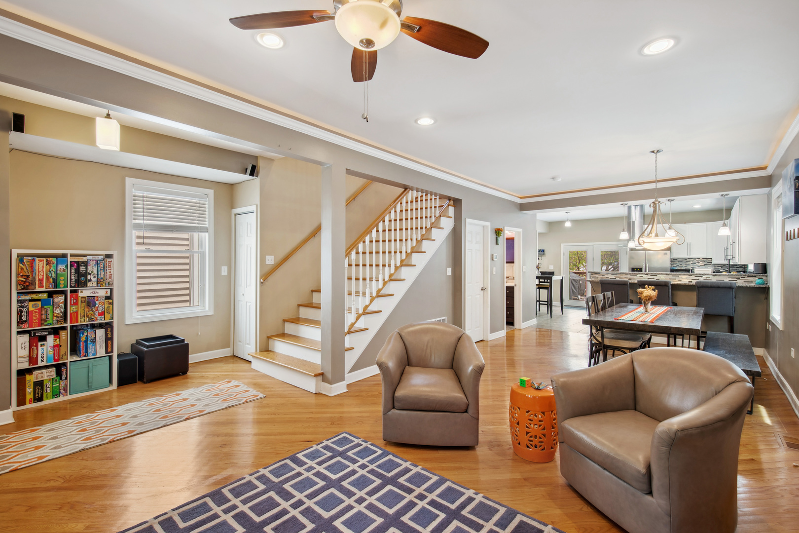 6029 North Ridge Avenue Chicago, IL 60660 - Photo 7 of 46 Gallery Image 7