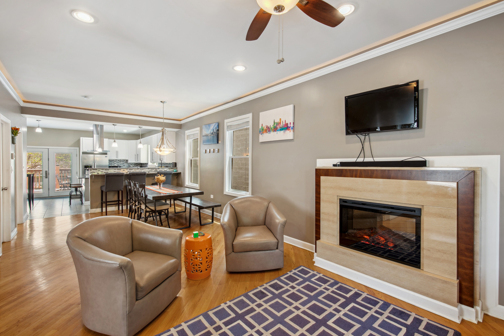 6029 North Ridge Avenue Chicago, IL 60660 - Photo 9 of 46 Gallery Image 9
