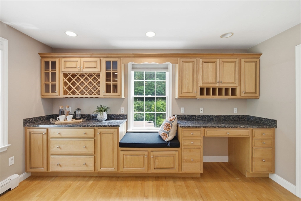 2 Stonecleave Road North Reading, MA 01864 - Photo 10 of 42